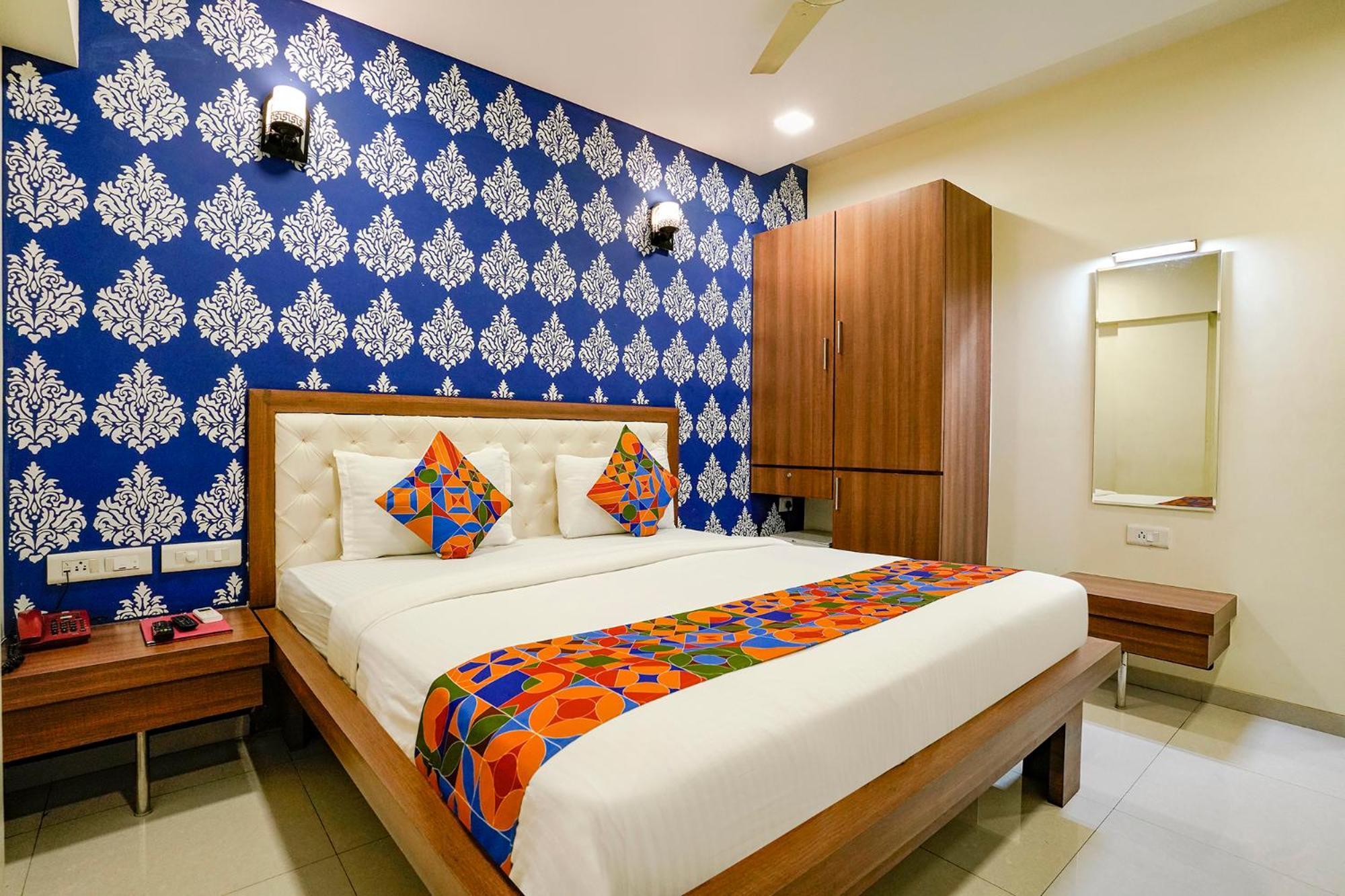 Fabhotel Prime Vrushali Inn Нави Мумбаи Экстерьер фото