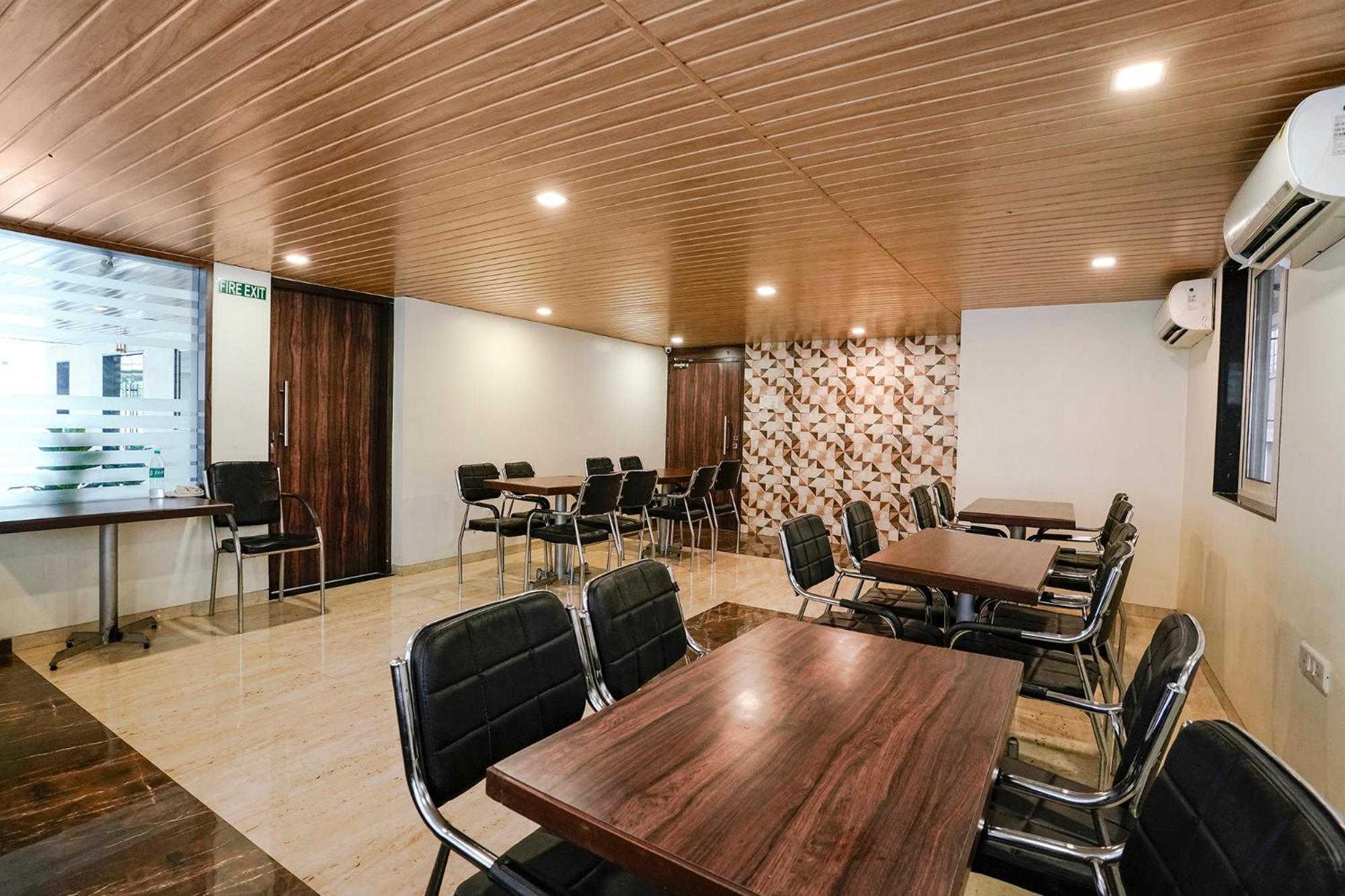 Fabhotel Prime Vrushali Inn Нави Мумбаи Экстерьер фото